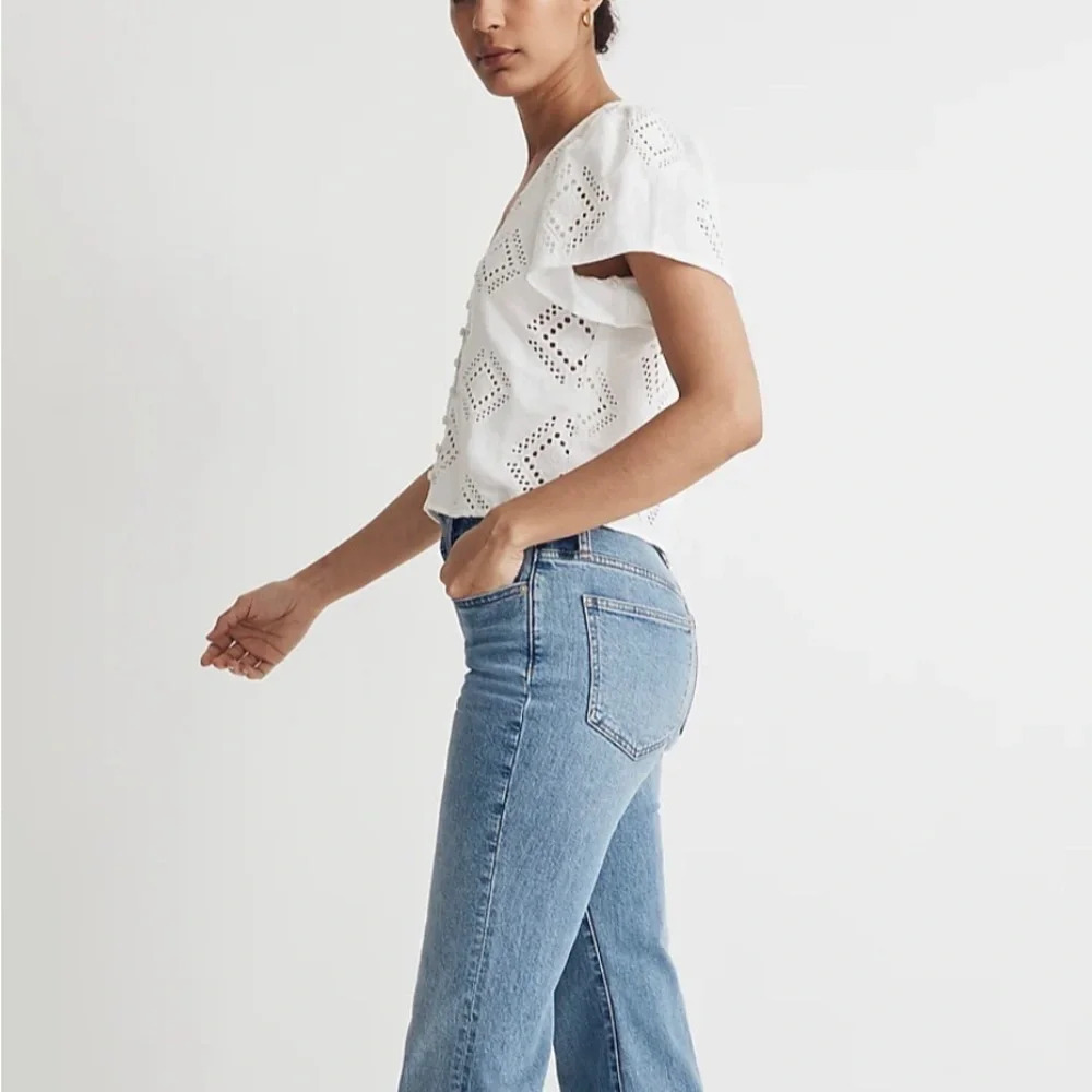 Madewell Eyelet Flutter Sleeve Top, Nwt, Size Xxs - image 2